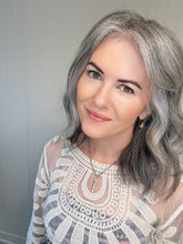 Load image into Gallery viewer, Wildflower hook earrings