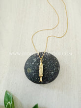 Load image into Gallery viewer, Lucky Catch Fish pendant necklace