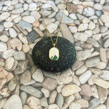 Load image into Gallery viewer, Peaks and Valleys minimalist pendant necklace