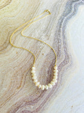 Load image into Gallery viewer, Sunday Stroll freshwater pearl necklace