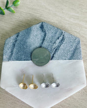 Load image into Gallery viewer, Hammered disc post earrings