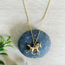 Load image into Gallery viewer, Cambridge horse pendant necklace