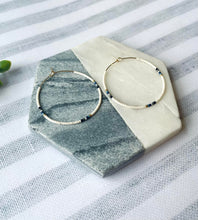 Load image into Gallery viewer, Reflection weightless round glass bead hoops