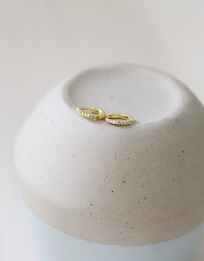 Essential little hoop //  latch hoop huggies