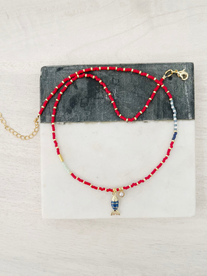 Rio Bleu // fish pendant miyuki beaded glass necklace
