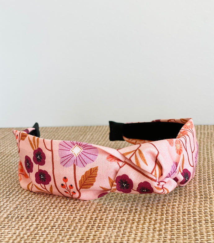 Dashwood Wild pink top knot headband