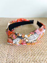 Load image into Gallery viewer, Fleuron Haven top knot headband
